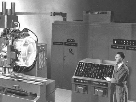 historia de la CNC